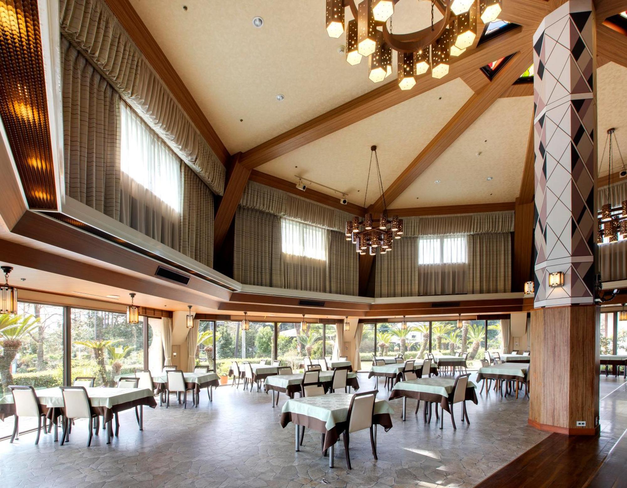 ホテルアンビエント伊豆高原本館 伊東市 エクステリア 写真